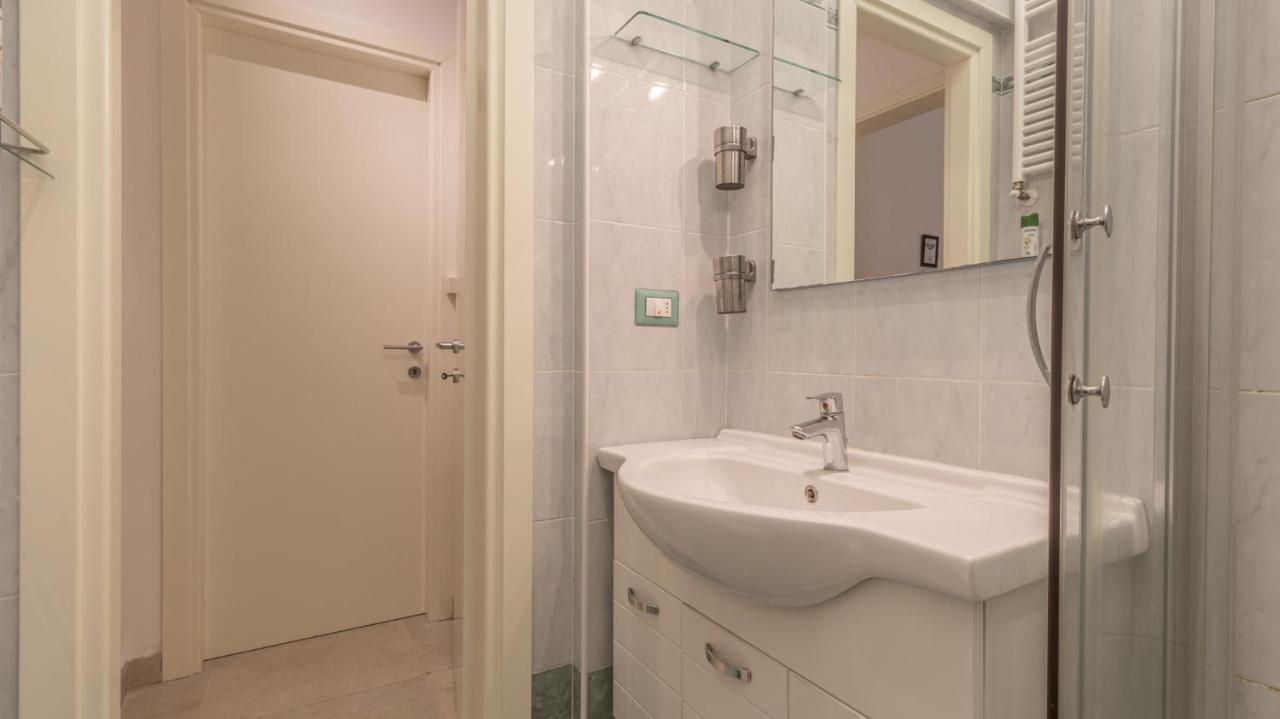 Hotel Chiara In Florence - Affitti Brevi Italia Zewnętrze zdjęcie